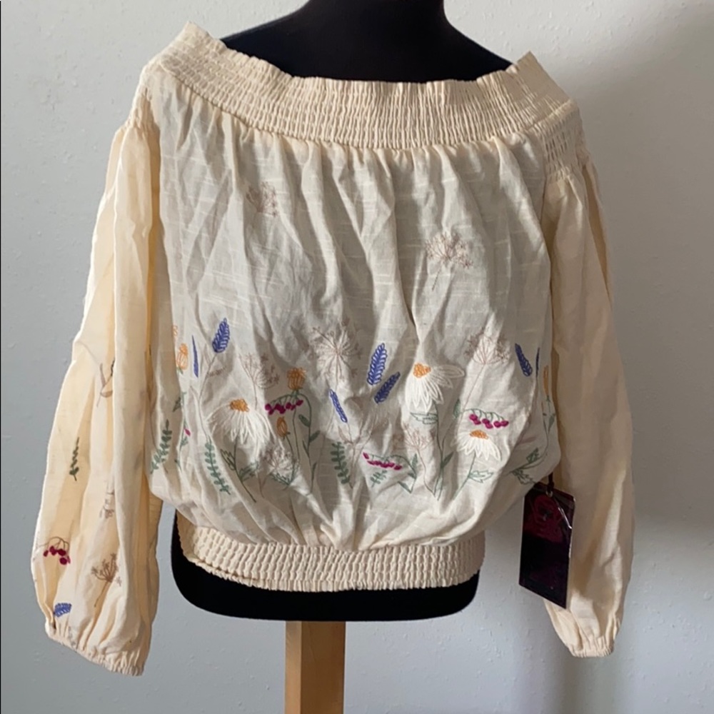 Rock and Roll Cowgirl Top size Large NWT